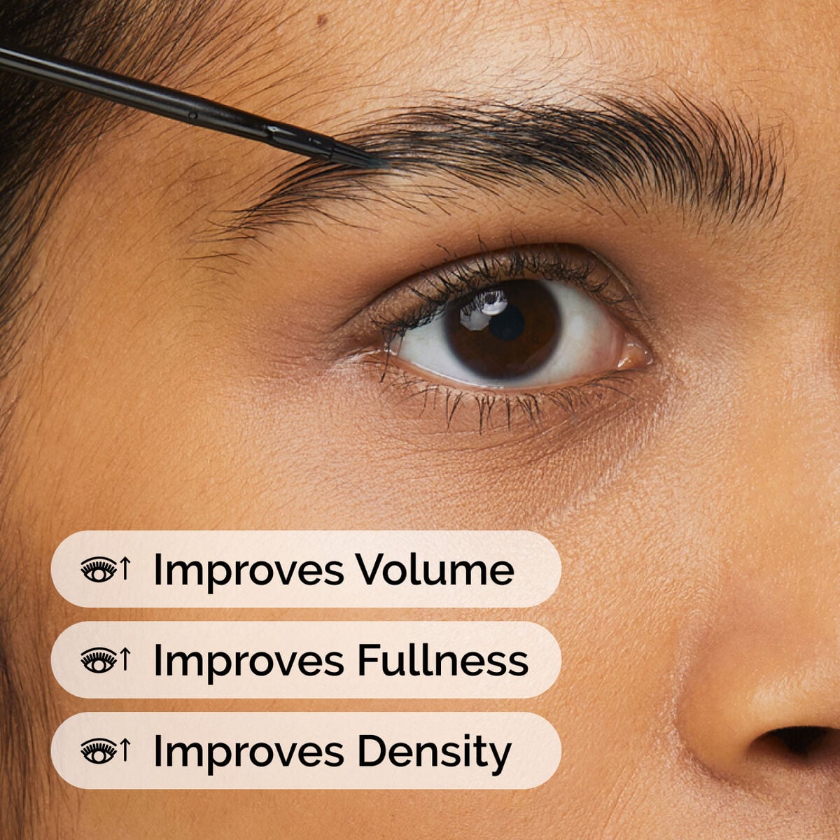 multi-peptide-lash-and-brow-serum-y7 ord-multi-peptide-lash-brow-model-application-with-benefits.jpg